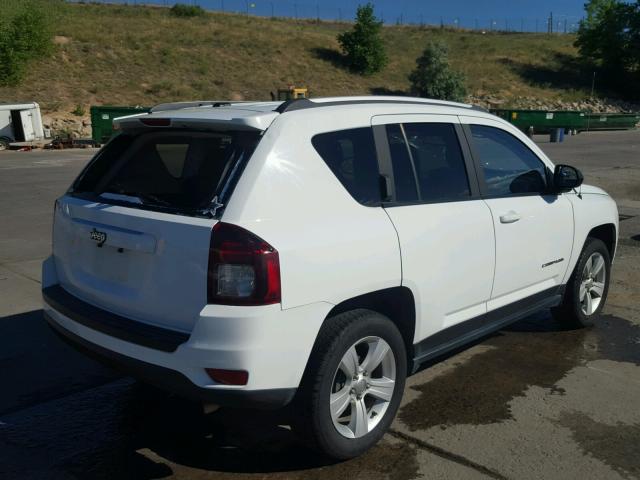 1C4NJCBAXGD554112 - 2016 JEEP COMPASS SP WHITE photo 4