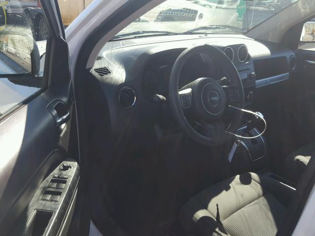 1C4NJCBAXGD554112 - 2016 JEEP COMPASS SP WHITE photo 9