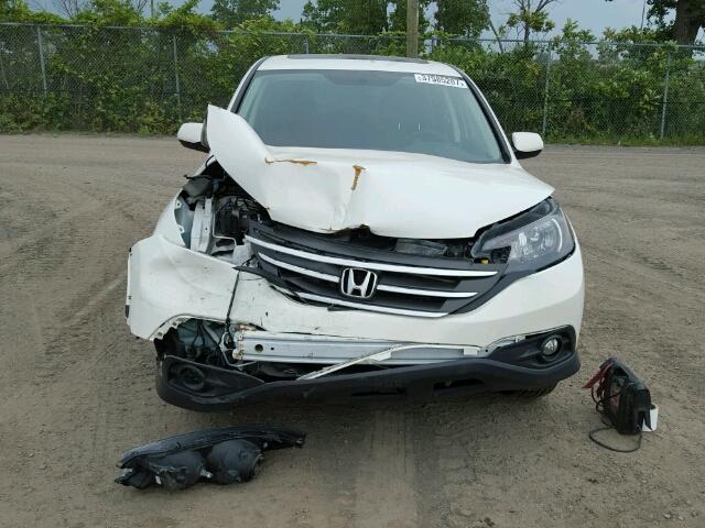 2HKRM3H54EH002373 - 2014 HONDA CR-V WHITE photo 9