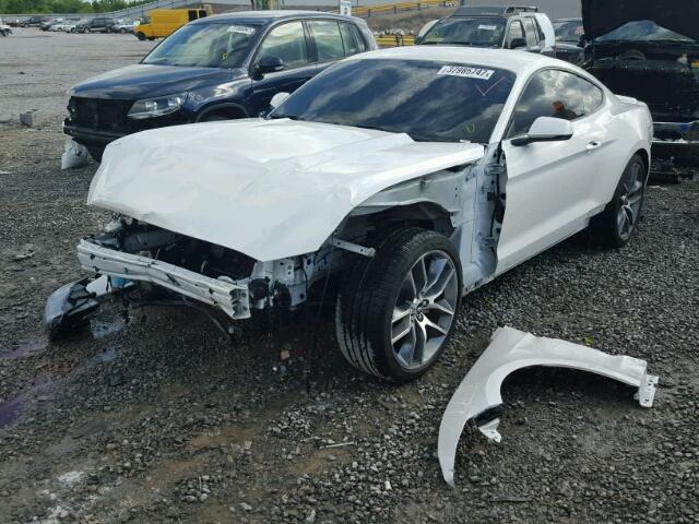 1FA6P8TH2H5289120 - 2017 FORD MUSTANG WHITE photo 2