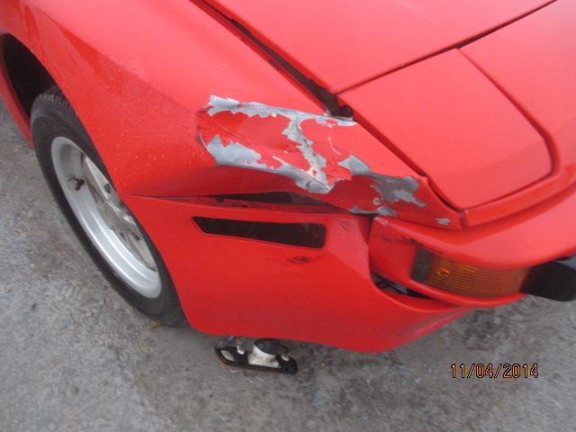 WP0AA0944DN460276 - 1983 PORSCHE 944 RED photo 10