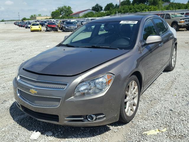 1G1ZE5E12BF351847 - 2011 CHEVROLET MALIBU LTZ 棕色 照片 2
