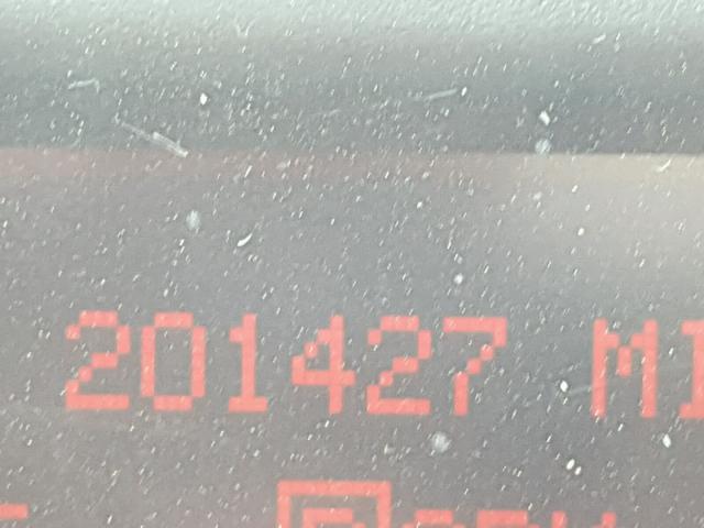 2G2WR524741133544 - 2004 PONTIAC GRAND PRIX Արծաթագույն լուսանկար 8