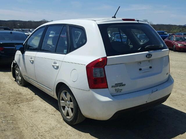 KNAFG525587163643 - 2008 KIA RONDO BASE WHITE photo 3