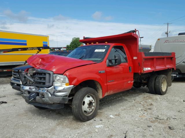 1FDAF56F42EA32446 - 2002 FORD F550 SUPER RED photo 2