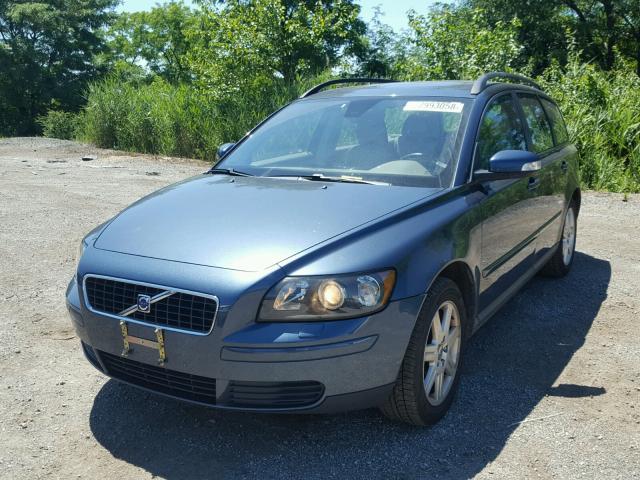 YV1MW382772282170 - 2007 VOLVO V50 2.4I BLUE photo 2