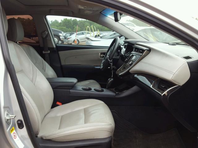 4T1BK1EB4DU006221 - 2013 TOYOTA AVALON BAS Silber Foto 5