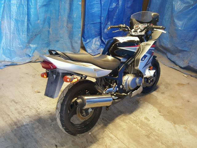 VTTGM51A382101201 - 2008 SUZUKI GS500 SILVER photo 4