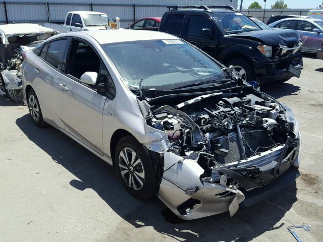 JTDKARFP8H3046944 - 2017 TOYOTA PRIUS PRIM ვერცხლისფერი ფოტო 1