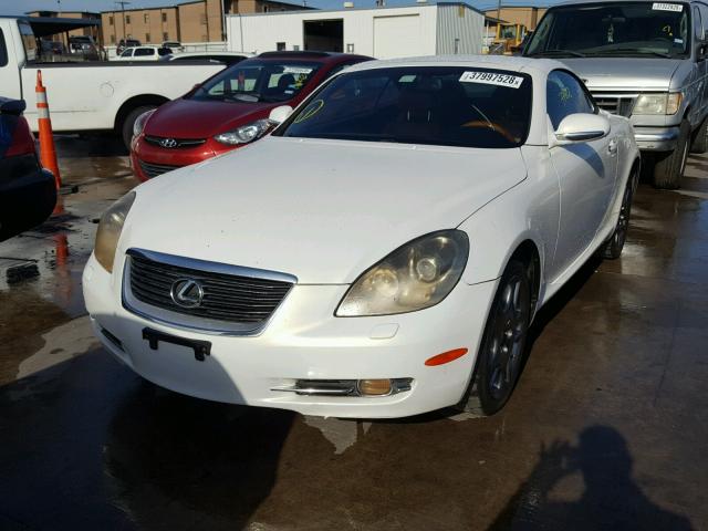 JTHFN48Y069001682 - 2006 LEXUS SC 430 WHITE photo 2