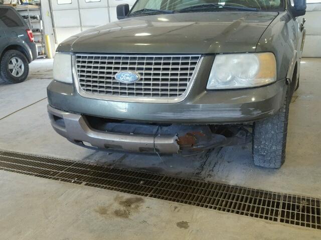 1FMRU17L23LA33162 - 2003 FORD EXPEDITION GREEN photo 9