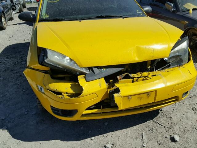 1FAFP37N36W143934 - 2006 FORD FOCUS ZX5 YELLOW photo 9