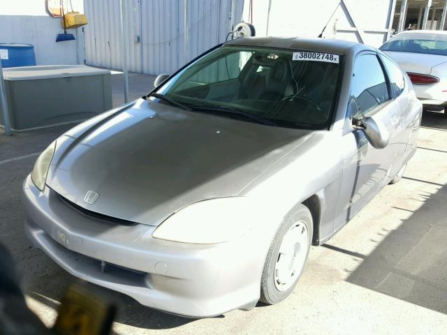 JHMZE13711T000756 - 2001 HONDA INSIGHT SILVER photo 2