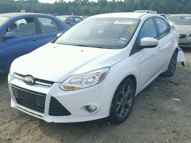 1FADP3F20DL345577 - 2013 FORD FOCUS SE WHITE photo 2