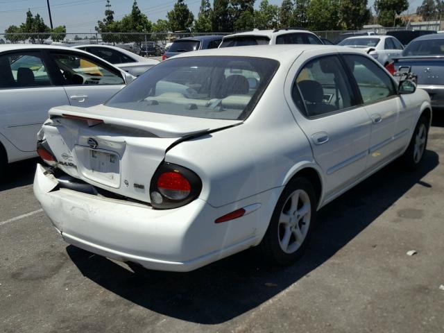 JN1CA31D41T830271 - 2001 NISSAN MAXIMA GXE WHITE photo 4