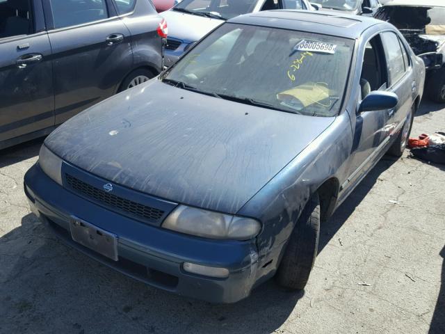 1N4BU31F5PC133420 - 1993 NISSAN ALTIMA XE GREEN photo 2