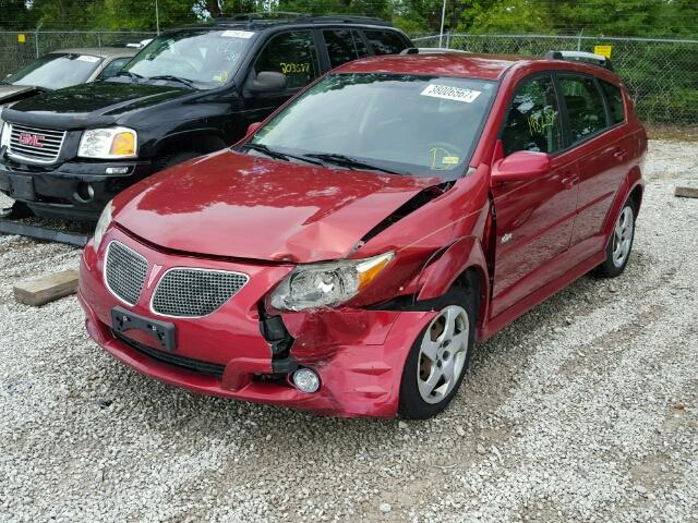 5Y2SL65817Z417621 - 2007 PONTIAC VIBE RED photo 2