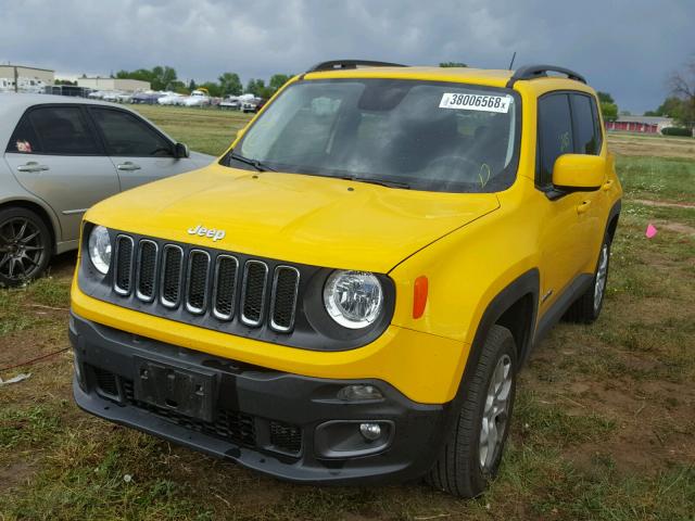 ZACCJBBT5GPE11086 - 2016 JEEP RENEGADE L YELLOW photo 2