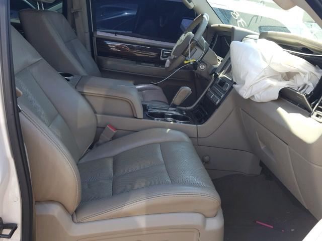 5LMJJ3H58AEJ08866 - 2010 LINCOLN NAVIGATOR 白色 照片 5