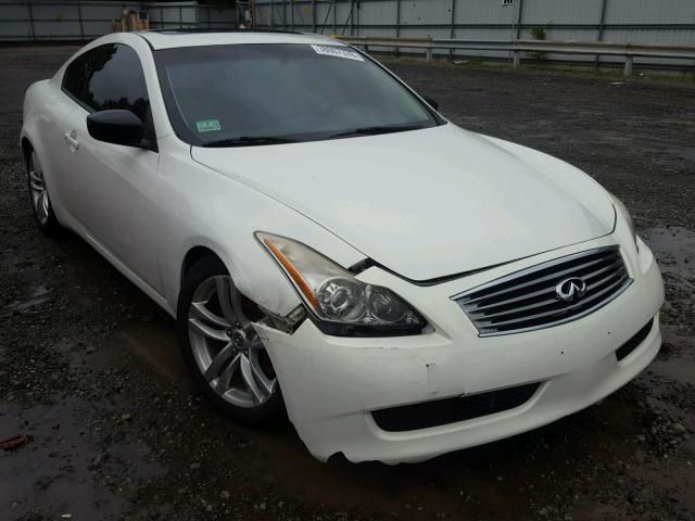 JN1CV6EL2AM153724 - 2010 INFINITI G37 WHITE photo 1