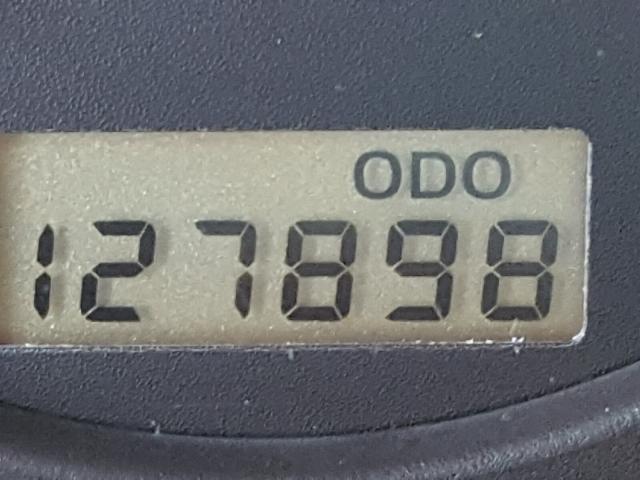 4S6DM58WXY4405785 - 2000 HONDA PASSPORT E 银色 照片 8