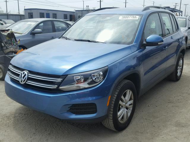 WVGAV7AX4HK025568 - 2017 VOLKSWAGEN TIGUAN S BLUE photo 2