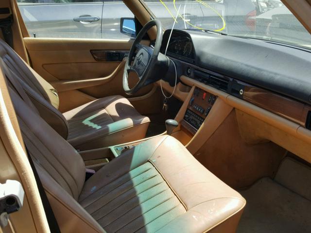 WDBCA35D2GA225403 - 1986 MERCEDES-BENZ 420 SEL GOLD photo 5