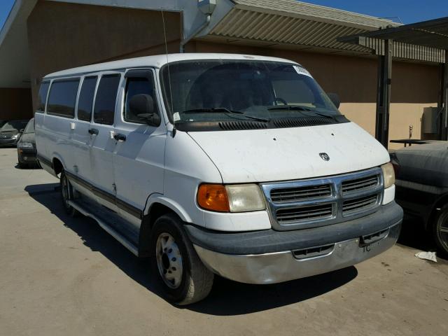 2B5WB35Z92K110763 - 2002 DODGE RAM WAGON WHITE photo 1