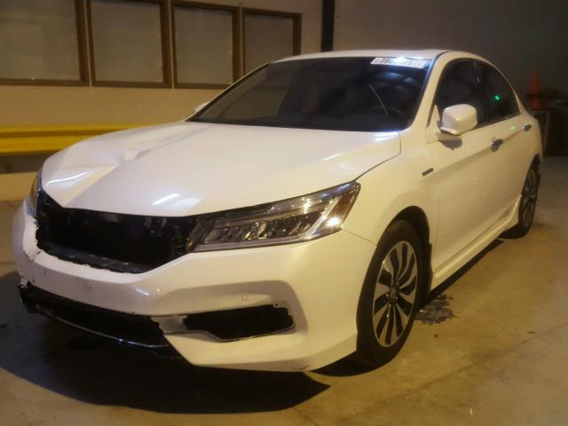 JHMCR6F73HC014753 - 2017 HONDA ACCORD HYB WHITE photo 2