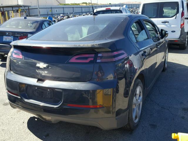 1G1RE6E41EU174496 - 2014 CHEVROLET VOLT CREAM photo 4