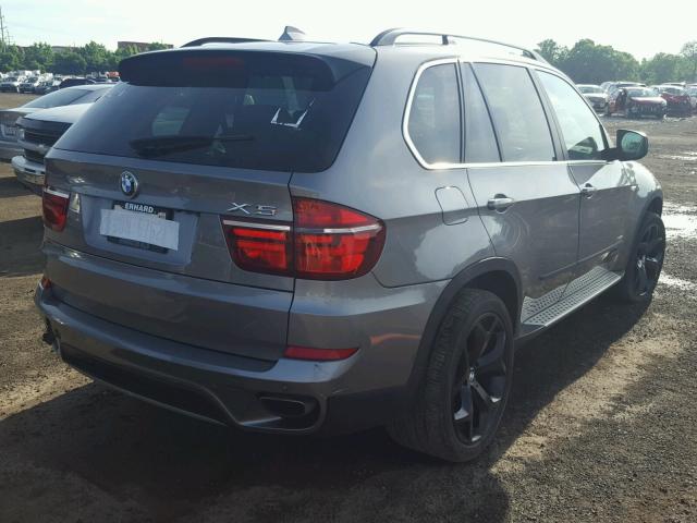 5UXZV8C54D0C14639 - 2013 BMW X5 XDRIVE5 GRAY photo 4