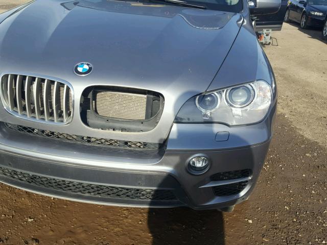 5UXZV8C54D0C14639 - 2013 BMW X5 XDRIVE5 GRAY photo 9