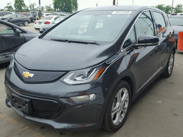 1G1FW6S01H4140158 - 2017 CHEVROLET BOLT EV LT GRAY photo 2