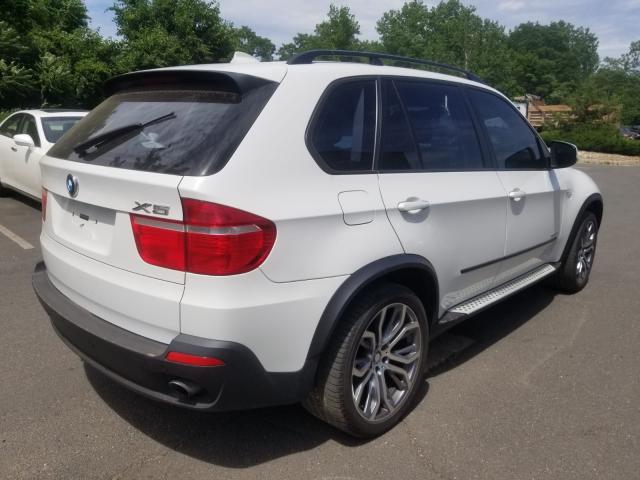 5UXFE4C5XAL382739 - 2010 BMW X5 XDRIVE3 WHITE photo 4