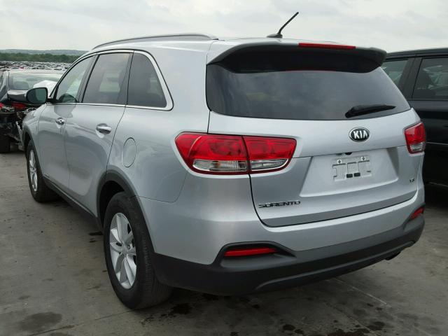 5XYPGDA51JG338918 - 2018 KIA SORENTO LX SILVER photo 3