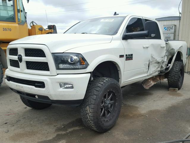 3C63R3EJ2GG346098 - 2016 RAM 3500 LARAM WHITE photo 2