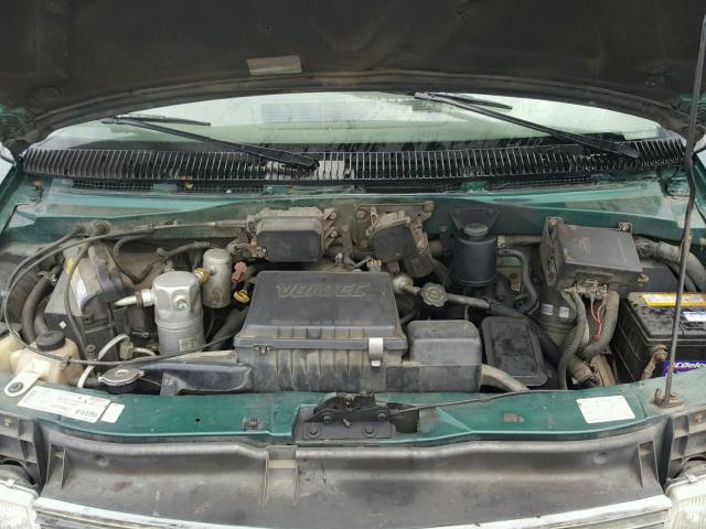 1GNDM19W2WB105422 - 1998 CHEVROLET ASTRO GREEN photo 7