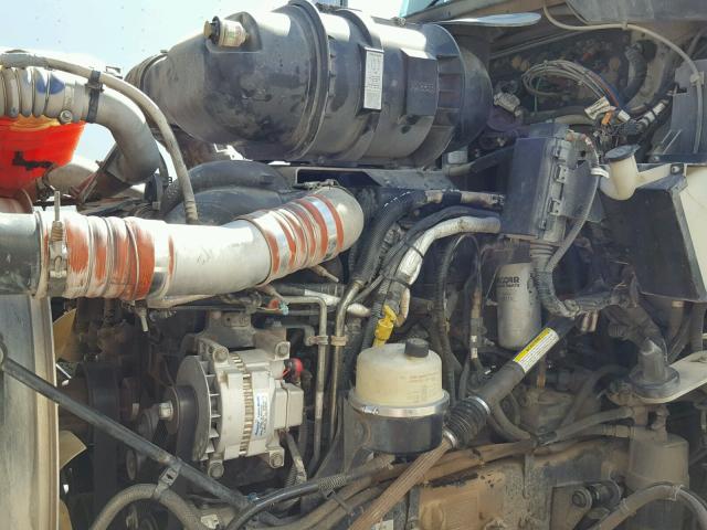 1XKADP9X6BJ294863 - 2011 KENWORTH CONSTRUCTI WHITE photo 7