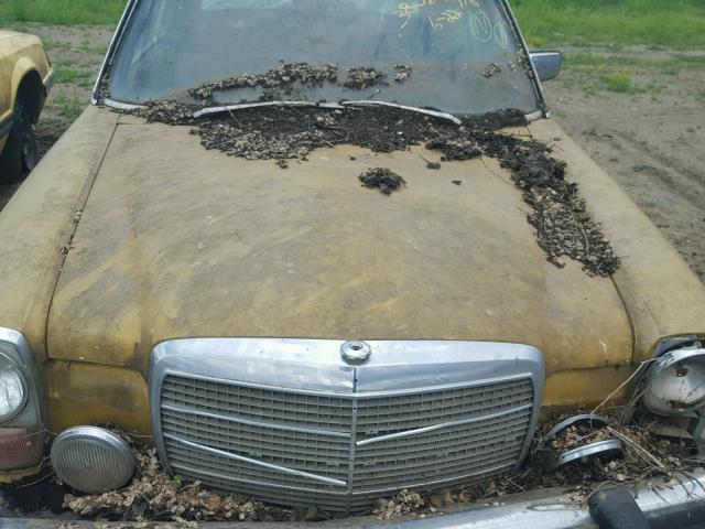 UNKN0WNX - 1975 MERCEDES-BENZ 280 YELLOW photo 7