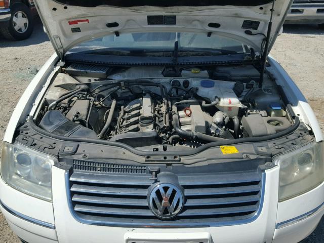 WVWPD63B73P195190 - 2003 VOLKSWAGEN PASSAT GLS WHITE photo 7