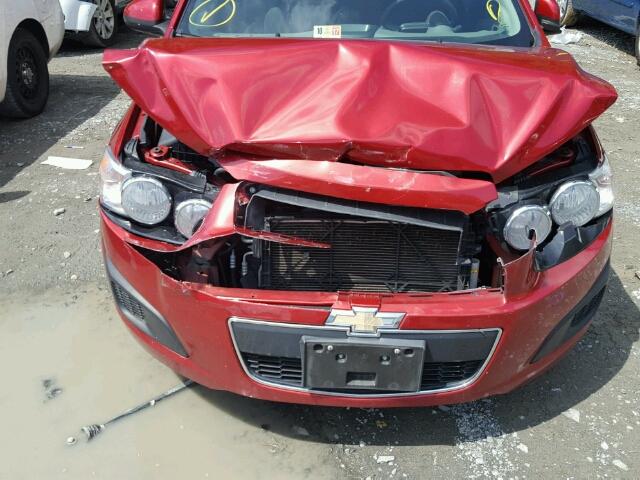 1G1JC5SH4D4174575 - 2013 CHEVROLET SONIC LT 红色 照片 7