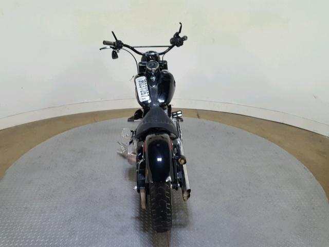 1HD1JRV19HB036114 - 2017 HARLEY-DAVIDSON FLS SOFTAI 黑色 照片 9