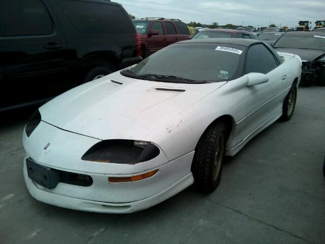 2G1FP22P8S2116181 - 1995 CHEVROLET CAMARO Z28 WHITE photo 2