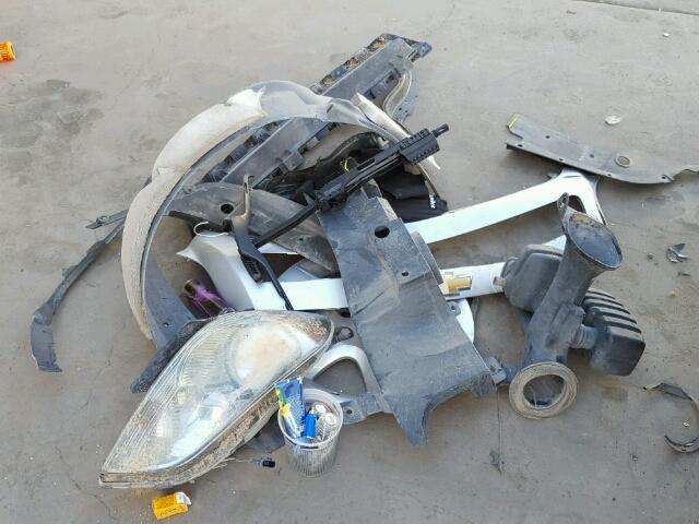 1G1ZB5EB5AF273161 - 2010 CHEVROLET MALIBU LS ვერცხლისფერი ფოტო 9