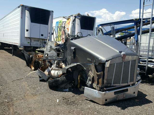 1XKDD49X28R227814 - 2008 KENWORTH CONSTRUCTI GRAY photo 1