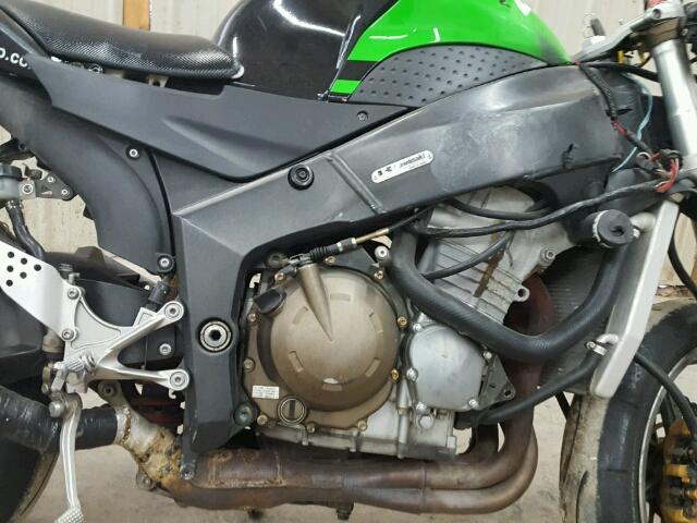 JKBZXJC155A020829 - 2005 KAWASAKI ZX636 C1 GREEN photo 7