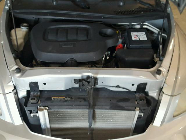 3GNBAAFW2BS590504 - 2011 CHEVROLET HHR LS SILVER photo 7