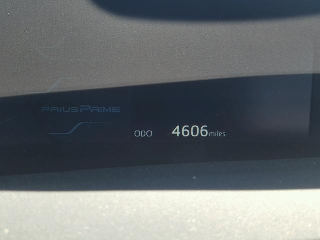 JTDKARFP2H3050438 - 2017 TOYOTA PRIUS PRIM 红色 照片 8