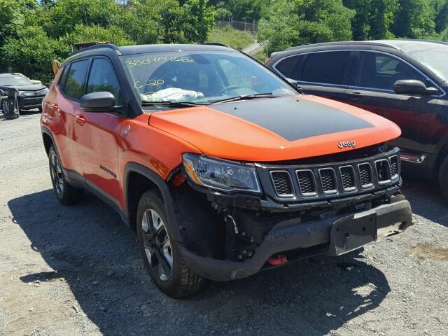 3C4NJDDB5JT206960 - 2018 JEEP COMPASS TR ORANGE photo 1