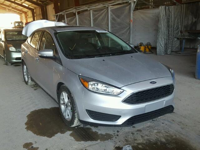 1FADP3F28FL276186 - 2015 FORD FOCUS SE SILVER photo 1